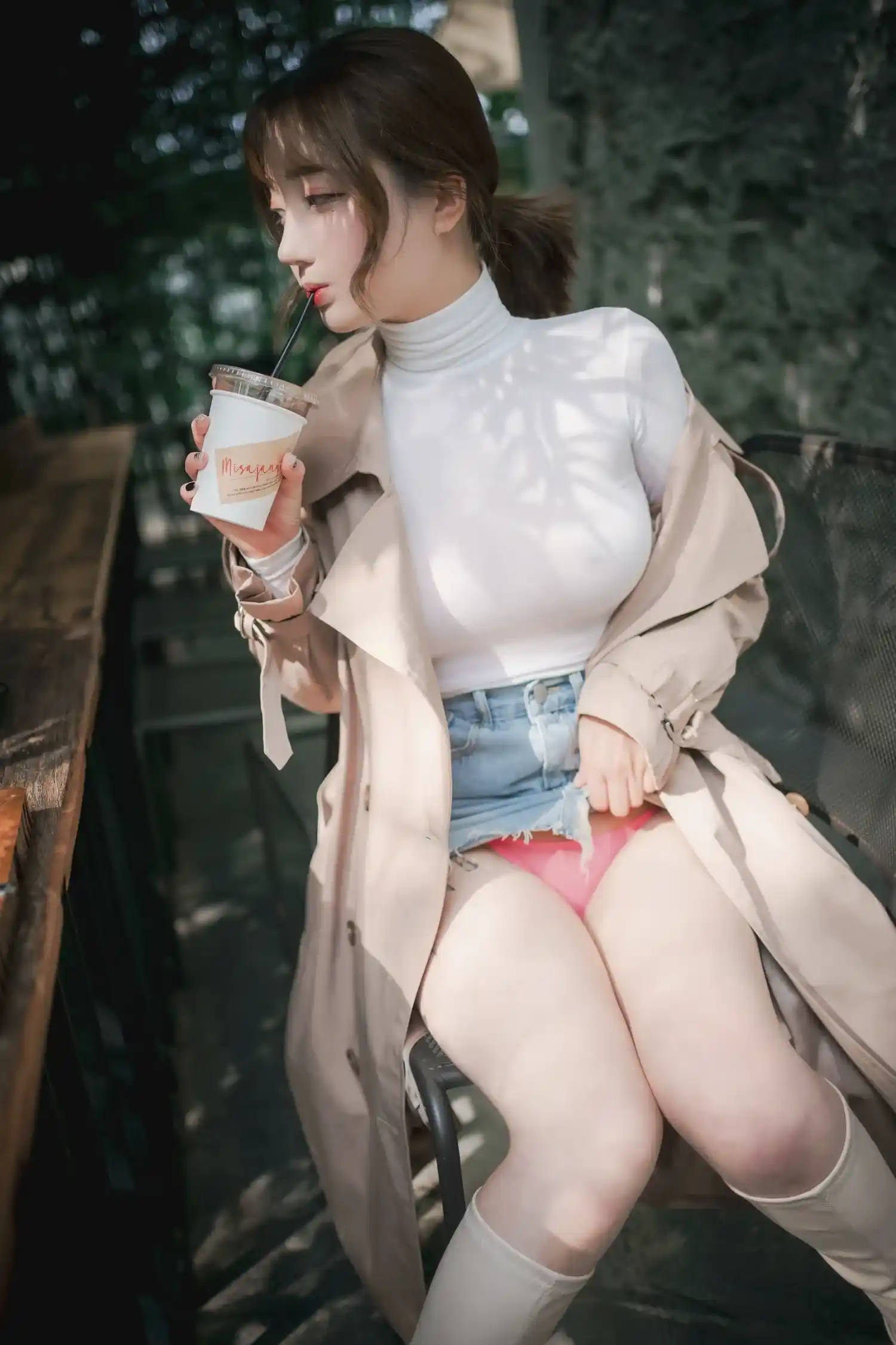 Son Ye-Eun A Snap of Intimacy